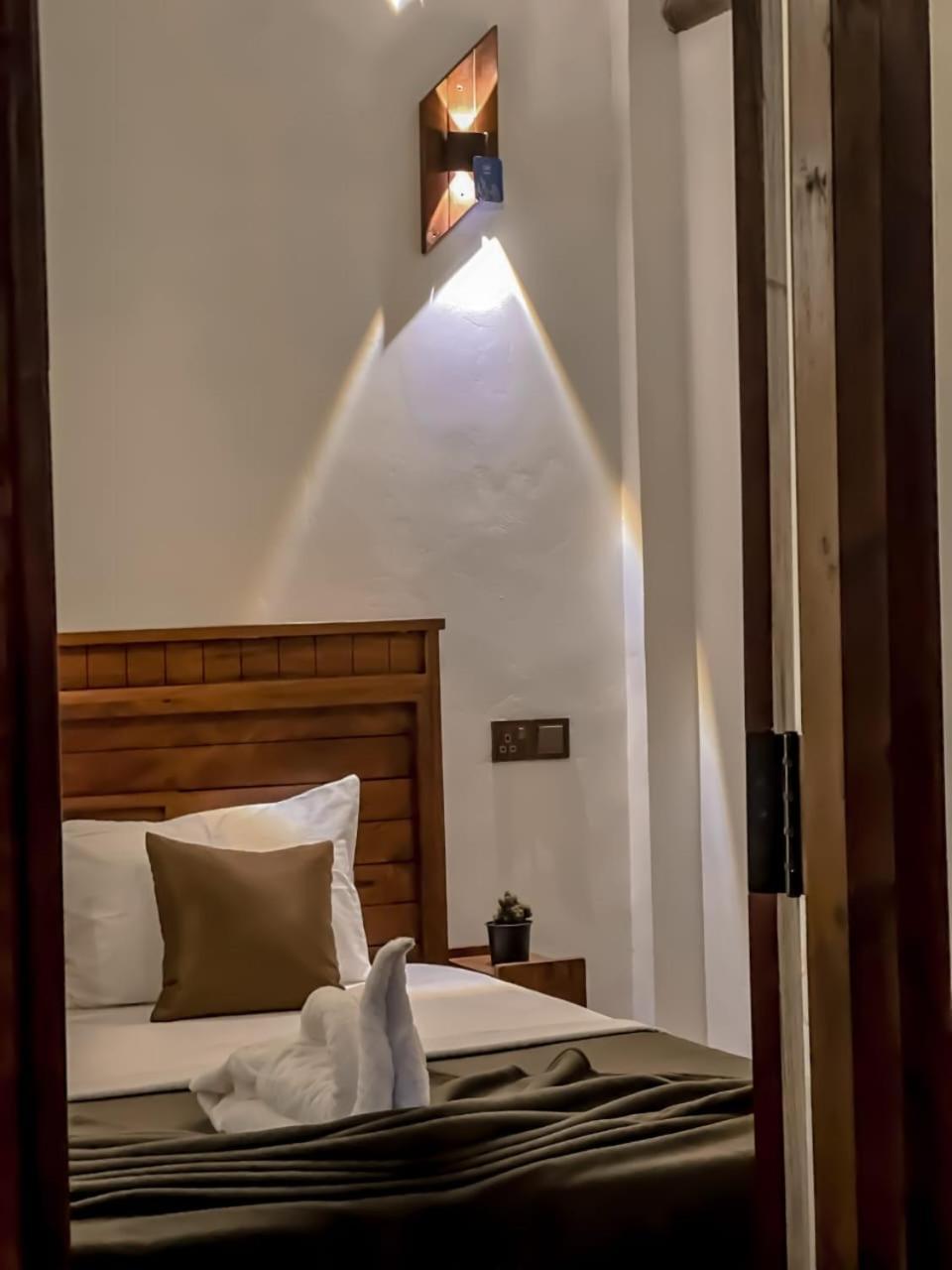 Hotel Haven Harbour à Ella Extérieur photo